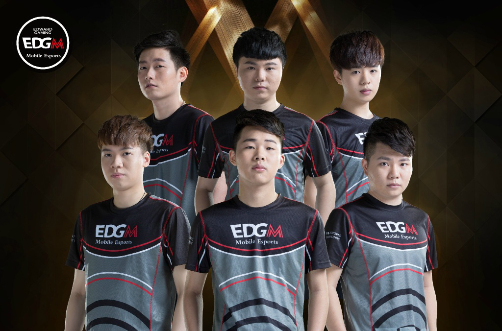 运动员在发 运动员在发