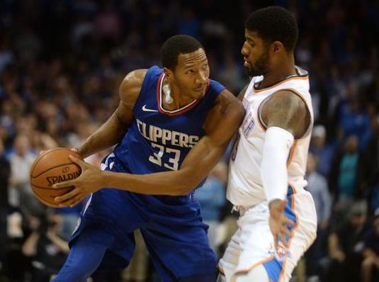 步增强无球 步增强无球