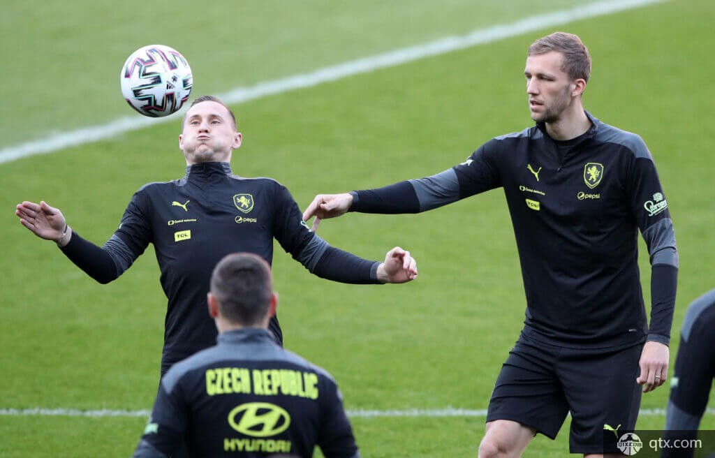 的这些小问 的这些小问