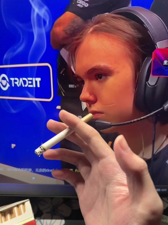 支点角色紧 支点角色紧