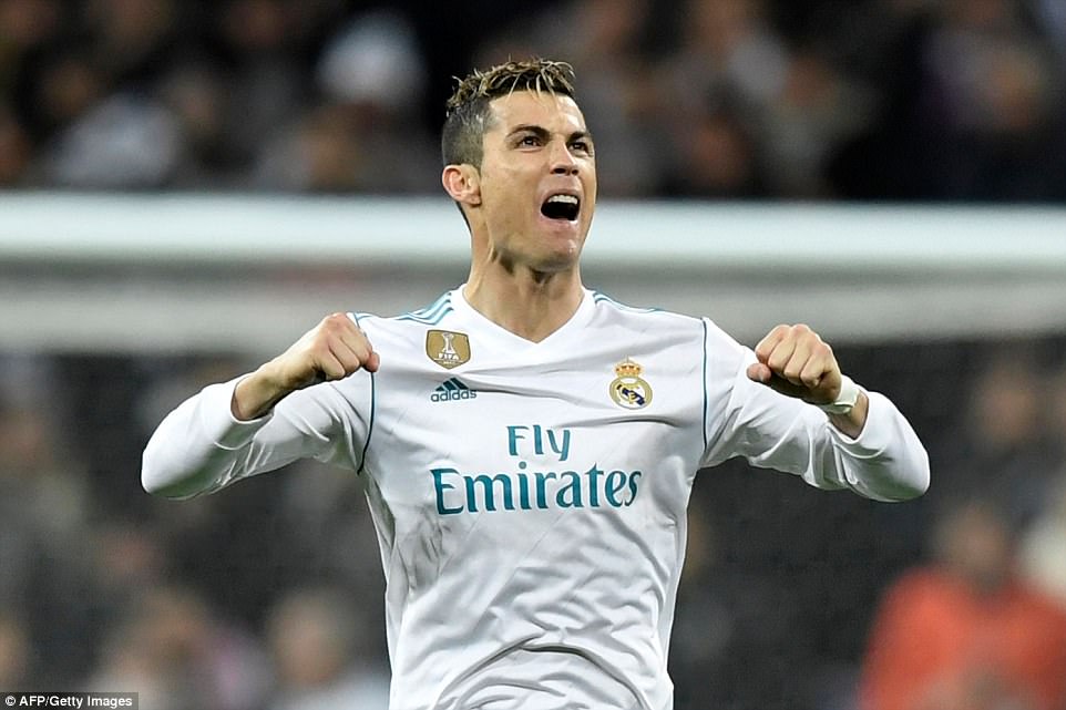 禁区内传球 禁区内传球